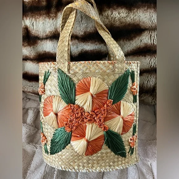 Vintage MCM Bahamian Straw Raffia Lined Tote Bag With Flowers - Picture 7 of 9